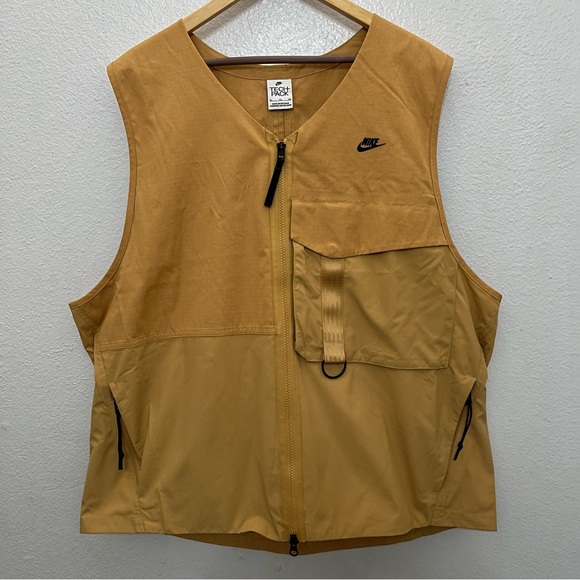 Nike Jackets & Coats Nike Mens Sportswear Tech Pack Unlined Vest